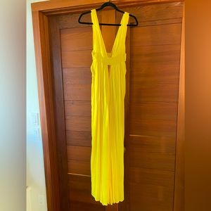 Indah Dress Anjeli Plunging V - Yellow